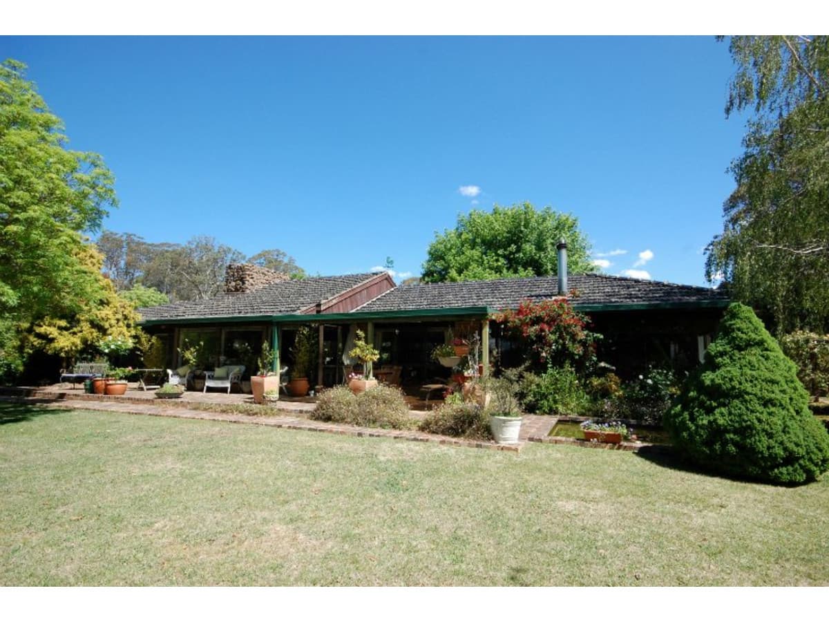 153 Kalinda Road, Armidale NSW 2350, Invergowrie - Image 1