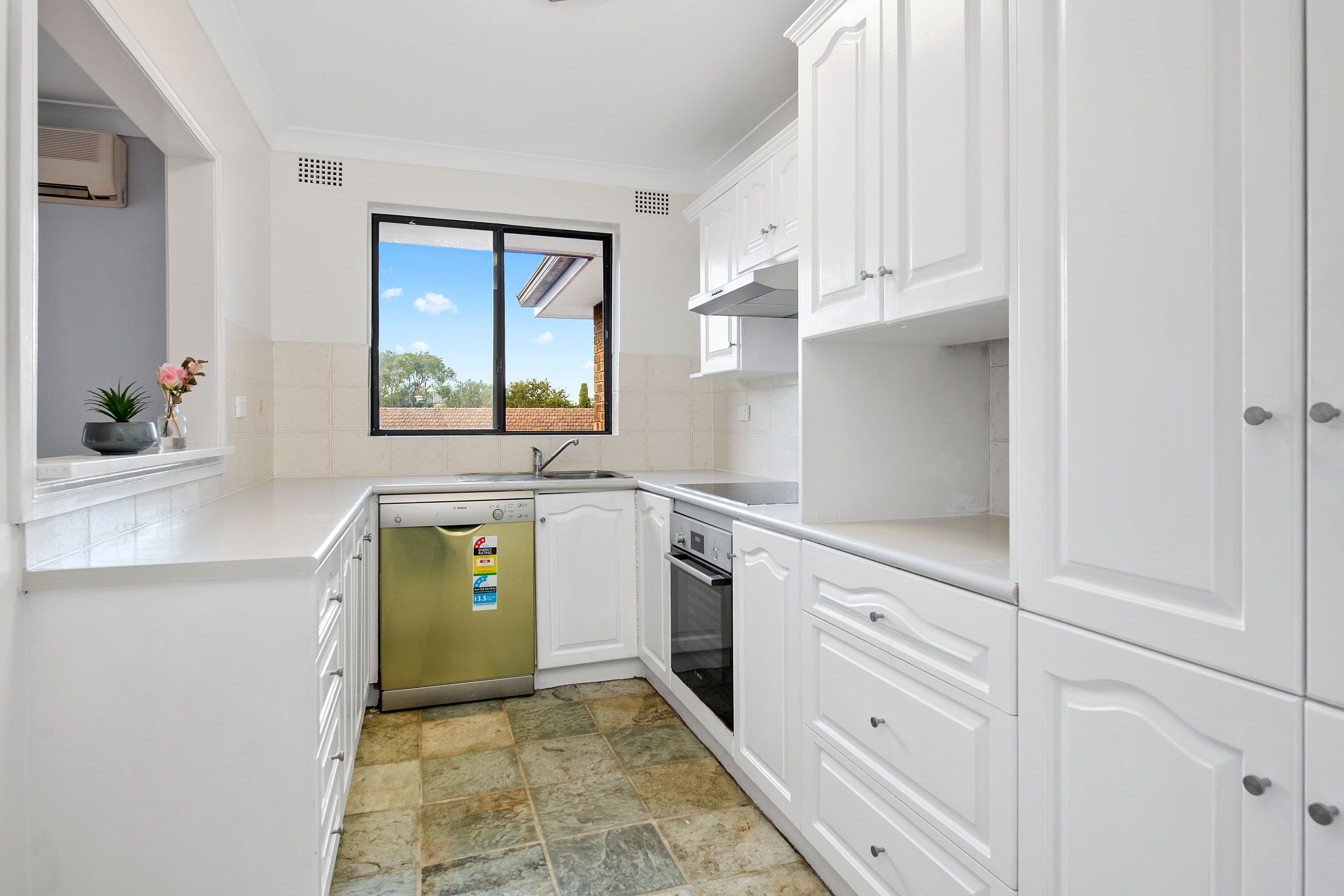 26-28 Burdett Street, Hornsby NSW 2077, Hornsby - Thumbnail 4
