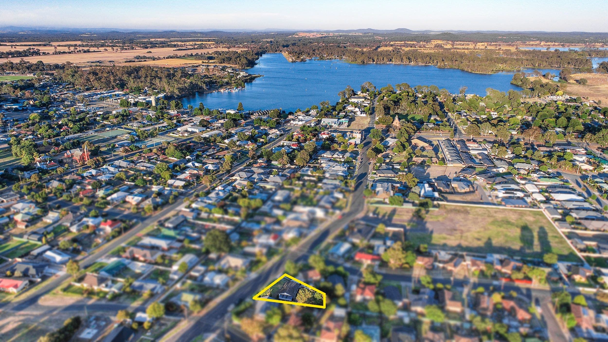32 Vale Street, Nagambie VIC 3608, Nagambie - Thumbnail 2