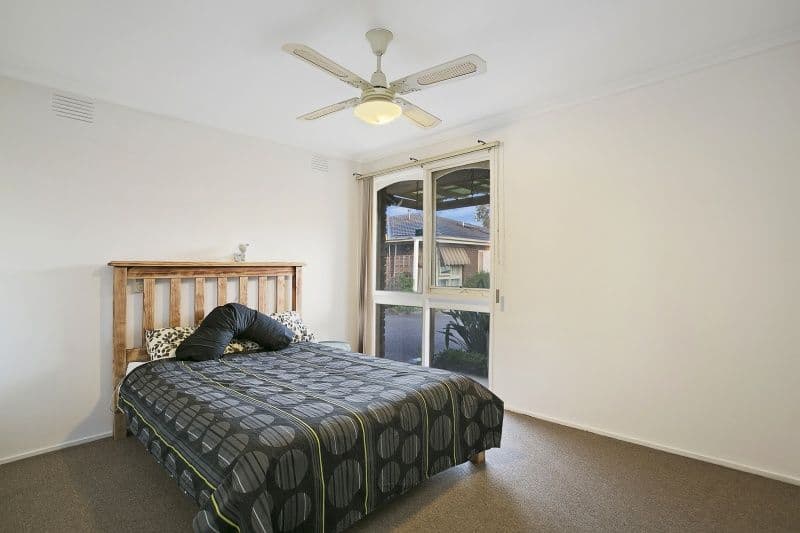 19 Governor Road, MORDIALLOC VIC 3195, Mordialloc - Thumbnail 4