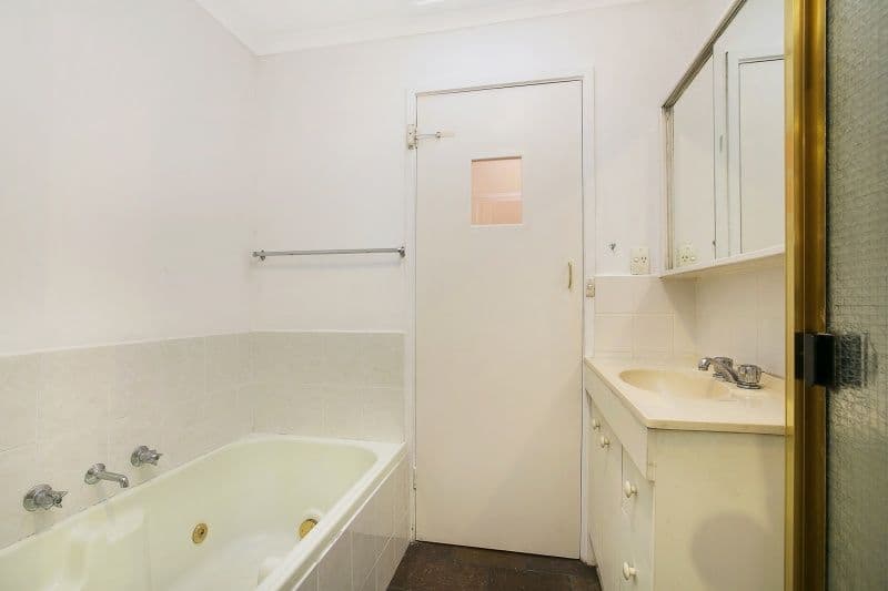 19 Governor Road, MORDIALLOC VIC 3195, Mordialloc - Thumbnail 5