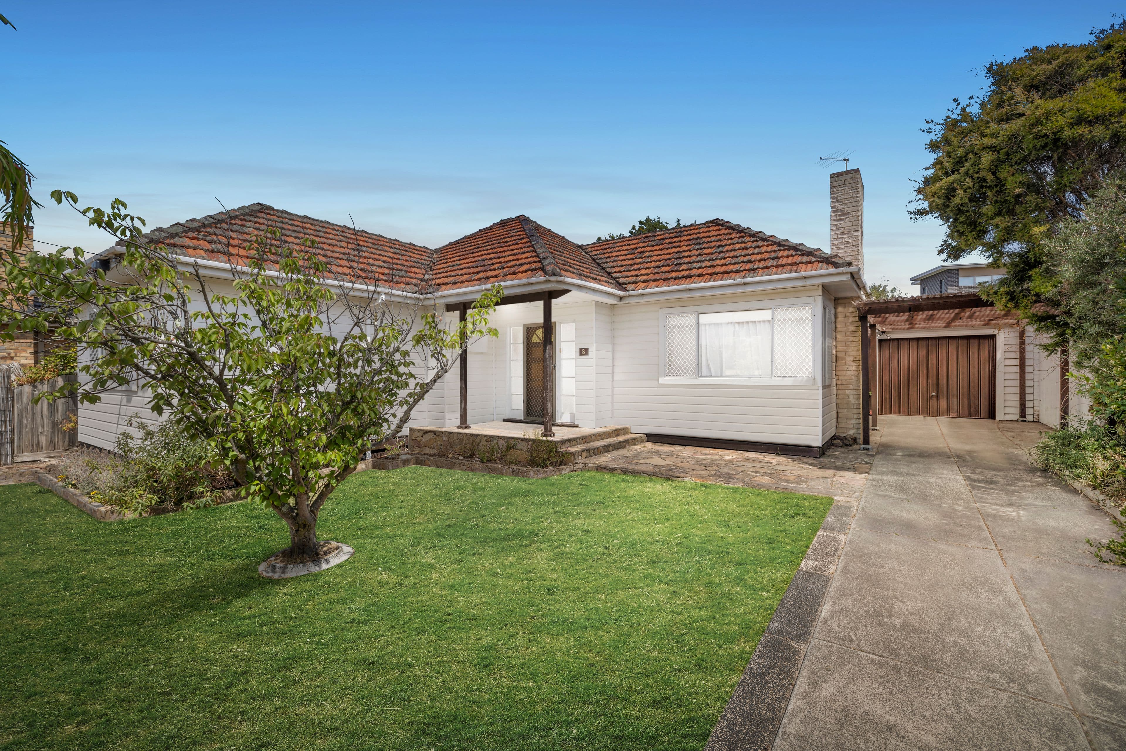 8 Cannes Avenue, Bonbeach VIC 3196, Bonbeach - Thumbnail 2