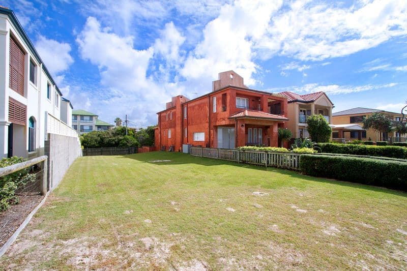 67 Jefferson Lane, PALM BEACH QLD 4221, Palm Beach - Thumbnail 6