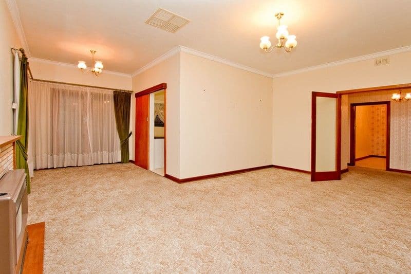 29 Hughes Avenue, Henley Beach SA 5022, Henley Beach - Thumbnail 3