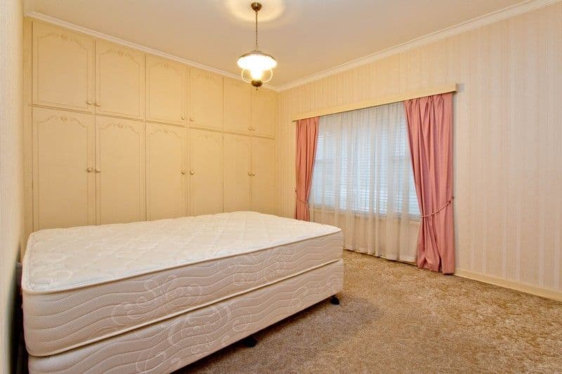 29 Hughes Avenue, Henley Beach SA 5022, Henley Beach - Thumbnail 4