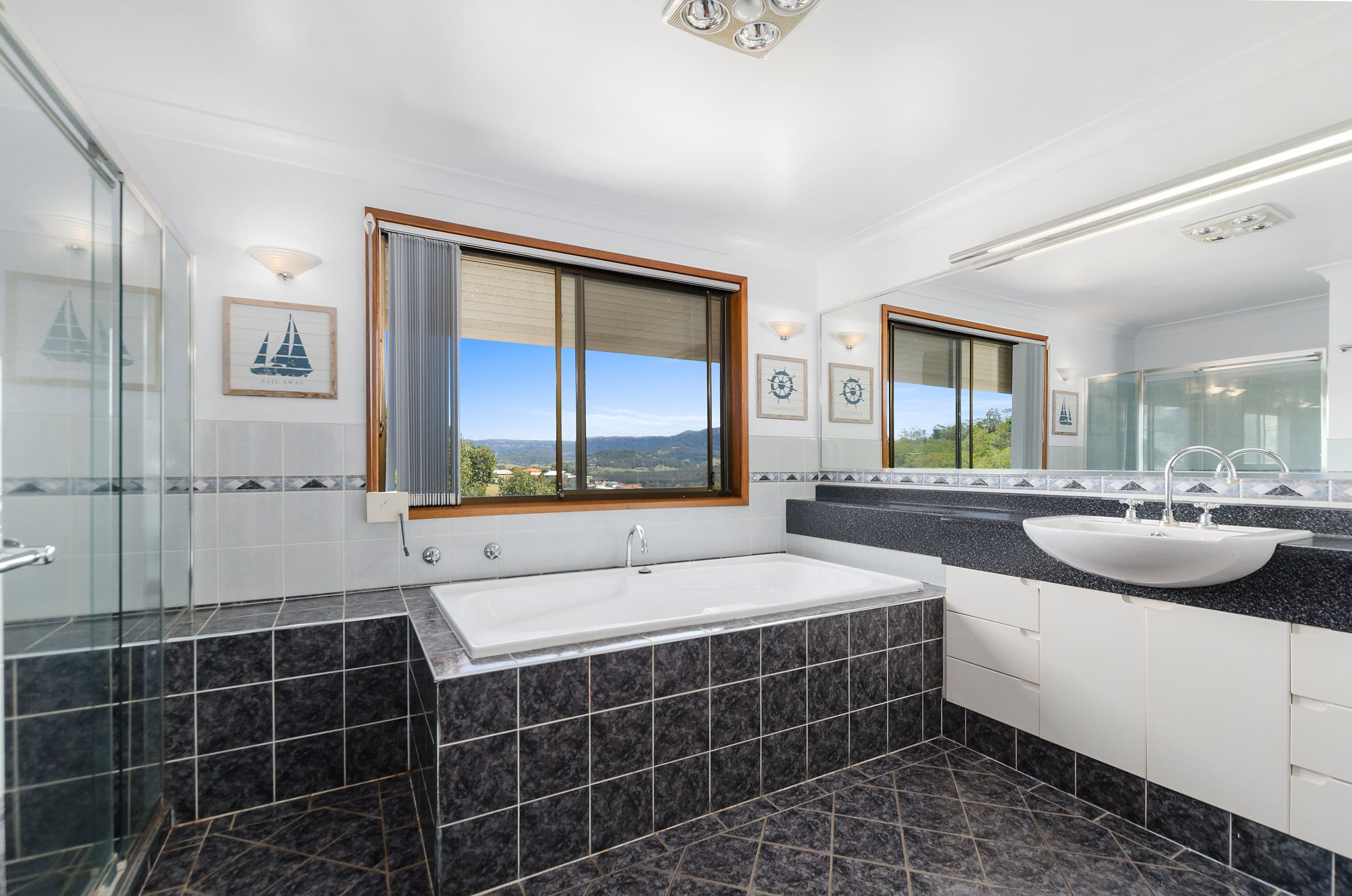 40 Coronet Place, Dapto - Thumbnail 2