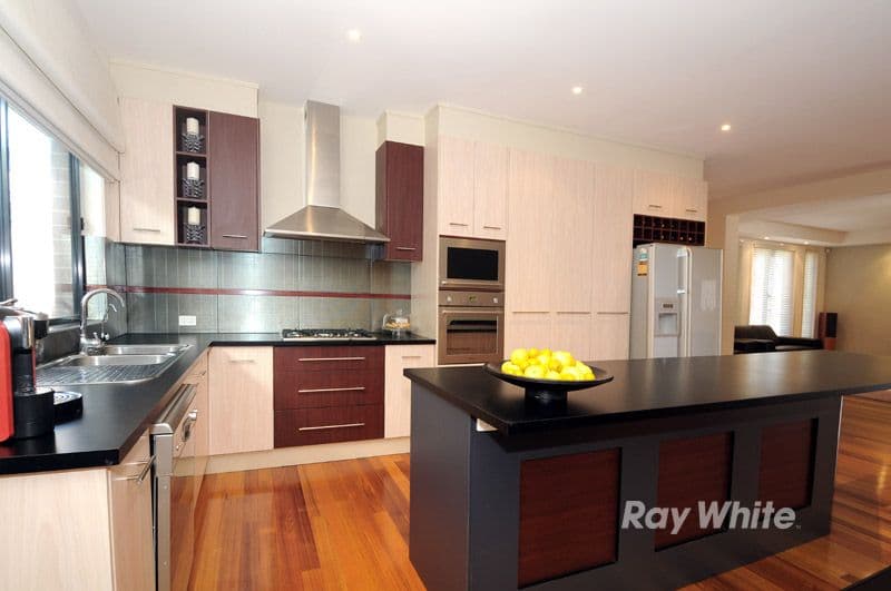 14 Wallingford Place, ROWVILLE VIC 3178, Rowville - Thumbnail 2