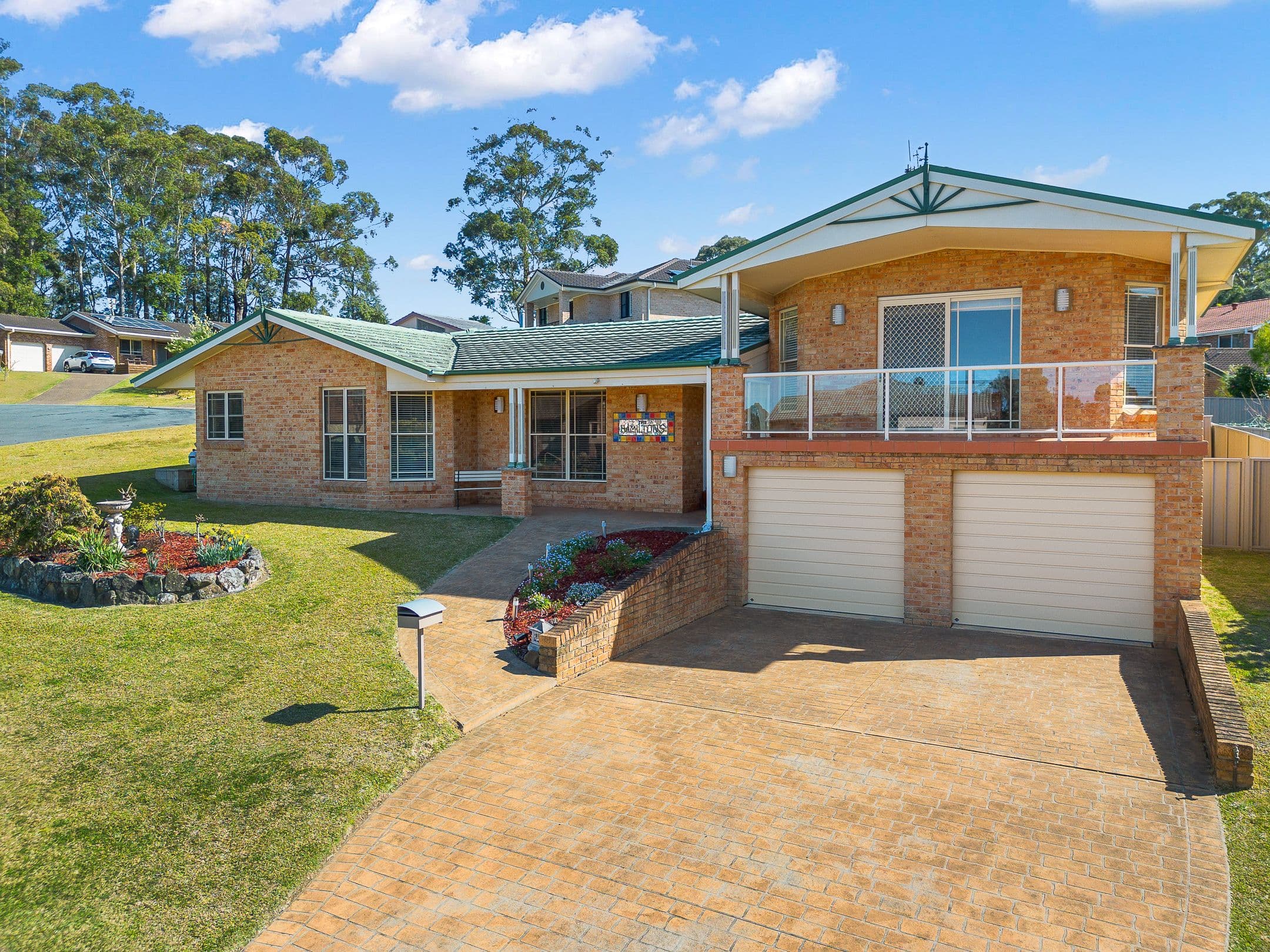 2 Toorak Close, Mollymook Beach NSW 2539, Mollymook Beach - Thumbnail 2