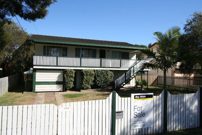 17  Leon Street, TINGALPA QLD 4173, Tingalpa - Image 1