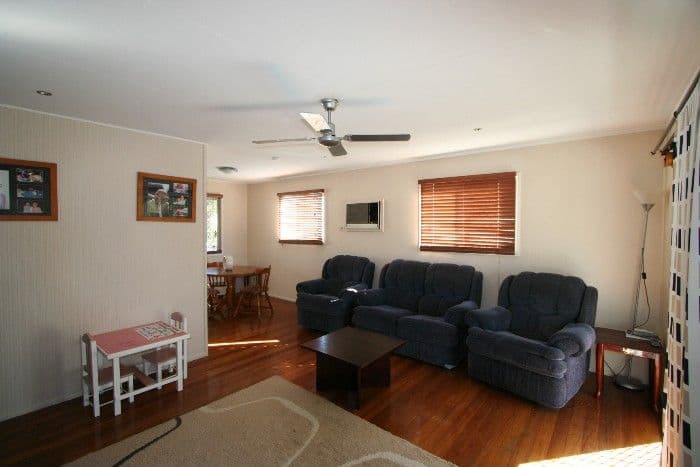 17  Leon Street, TINGALPA QLD 4173, Tingalpa - Thumbnail 4