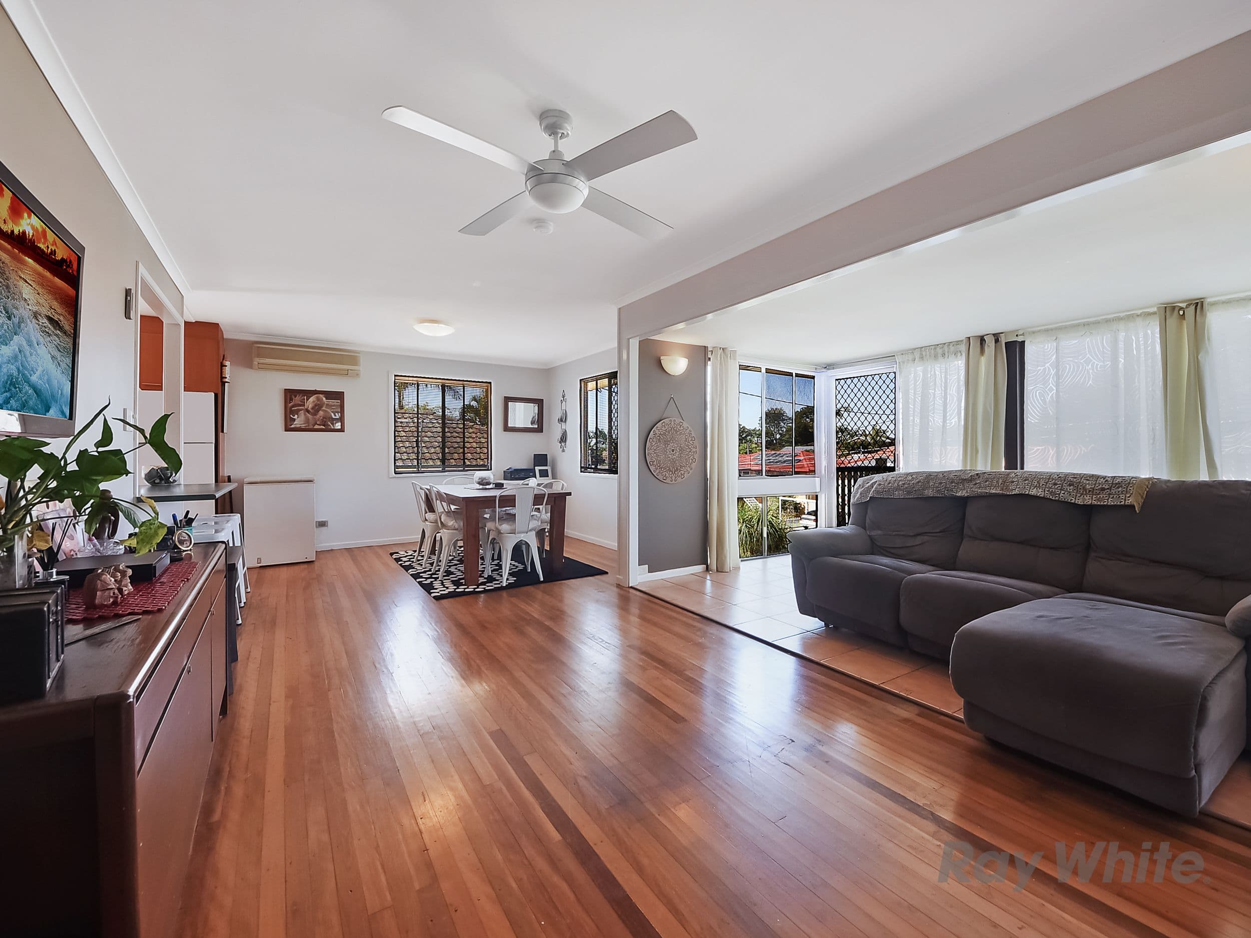 11 Benaroon Street, Bracken Ridge QLD 4017, Bracken Ridge - Thumbnail 2