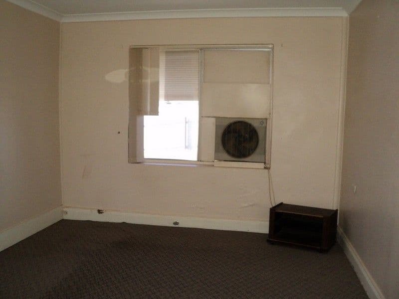 116 Thomas Street, BROKEN HILL NSW 2880, Broken Hill - Thumbnail 7