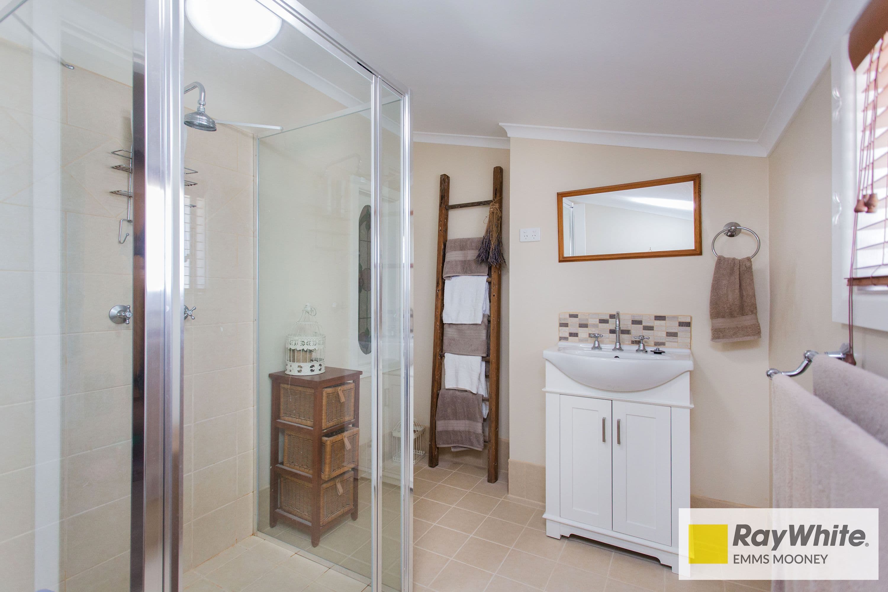 56 Brisbane Street, Cowra - Thumbnail 7