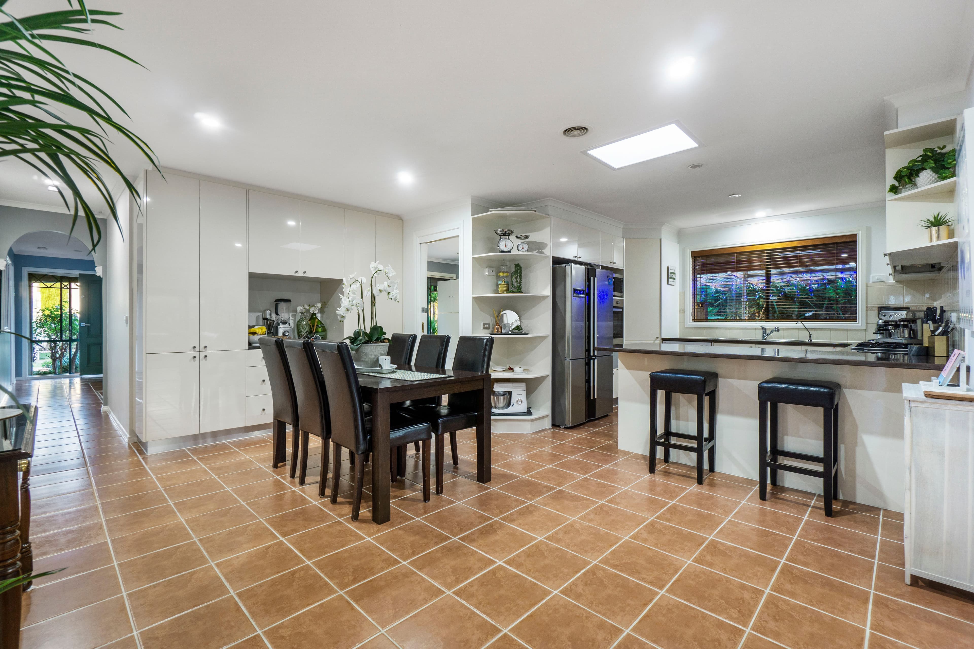 1 Langmore Drive, Hillside VIC 3037, Hillside - Thumbnail 3