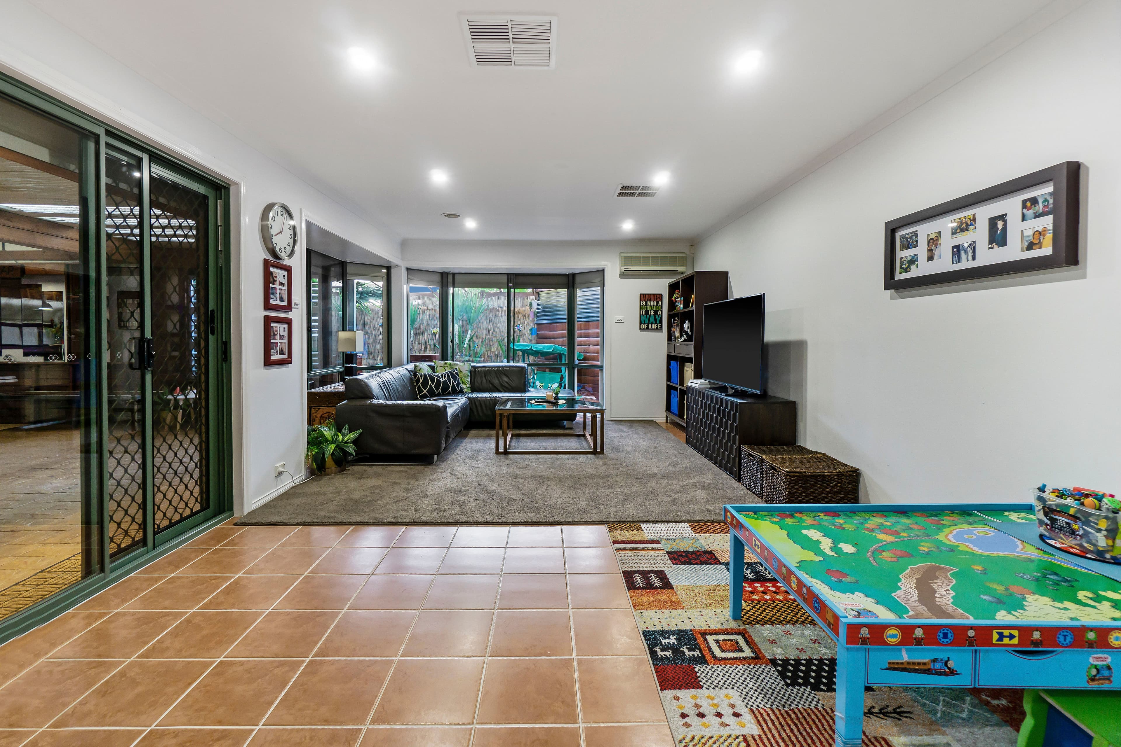 1 Langmore Drive, Hillside VIC 3037, Hillside - Thumbnail 7
