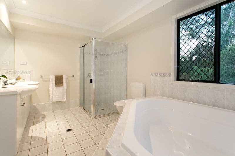 23 Country Club Drive, Albany Creek QLD 4035, Albany Creek - Thumbnail 5