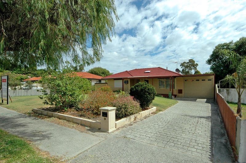 63 Sturtridge Road, LOCKRIDGE WA 6054, Lockridge - Thumbnail 2