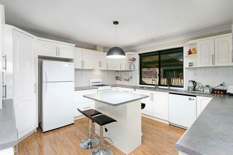 18 Kingston Street, Oak Flats - Thumbnail 3