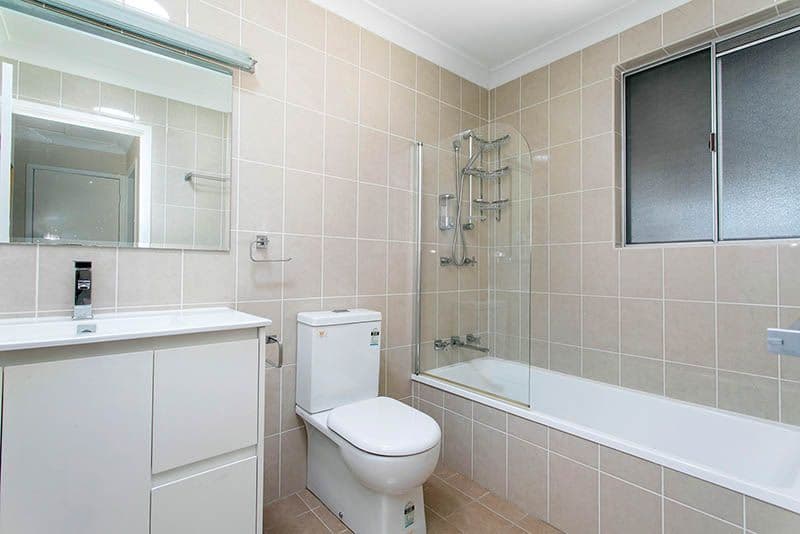 18 Kingston Street, Oak Flats - Thumbnail 6