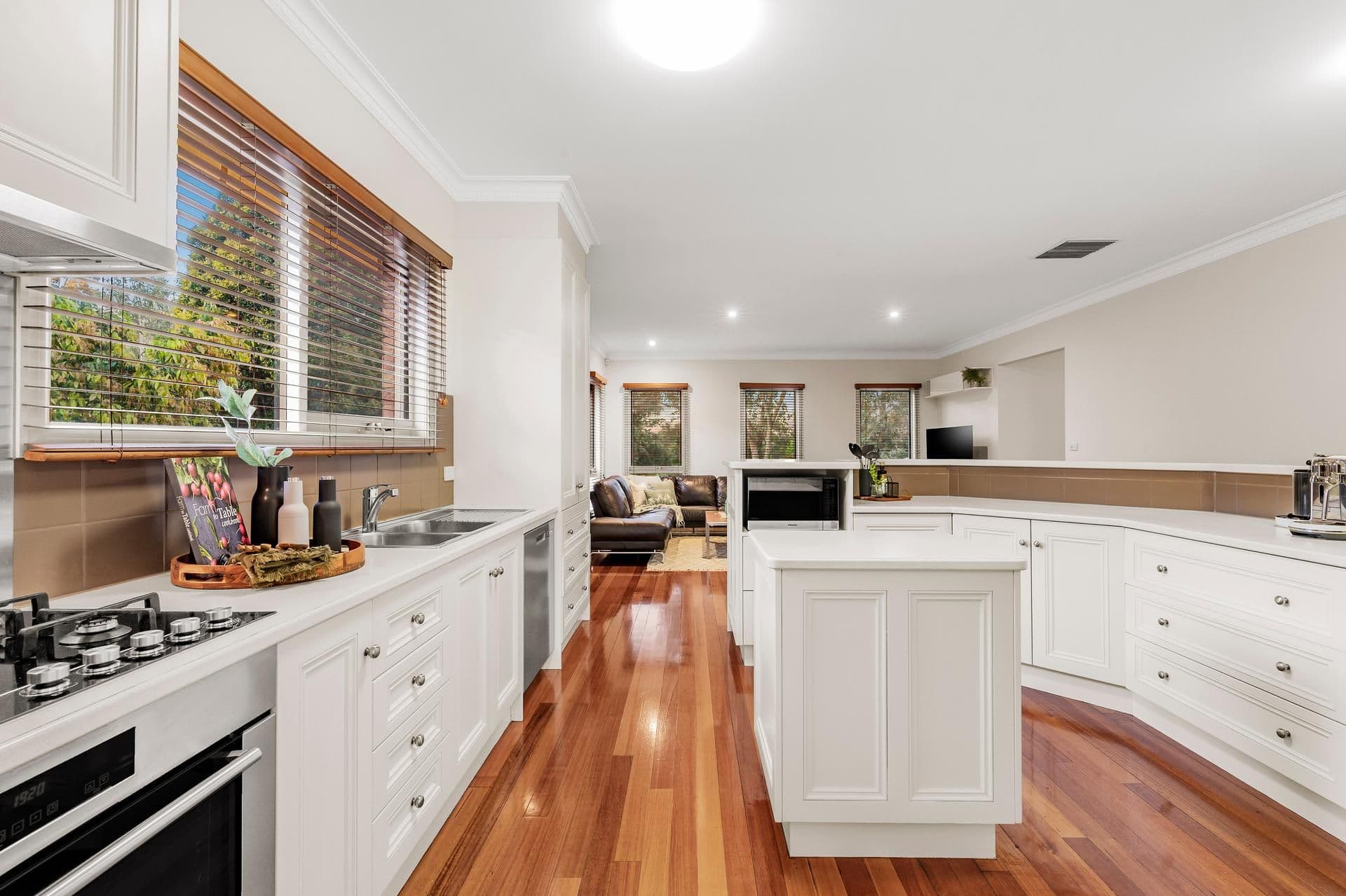 5 Erinne Court, SAINT HELENA VIC 3088, St Helena - Thumbnail 2