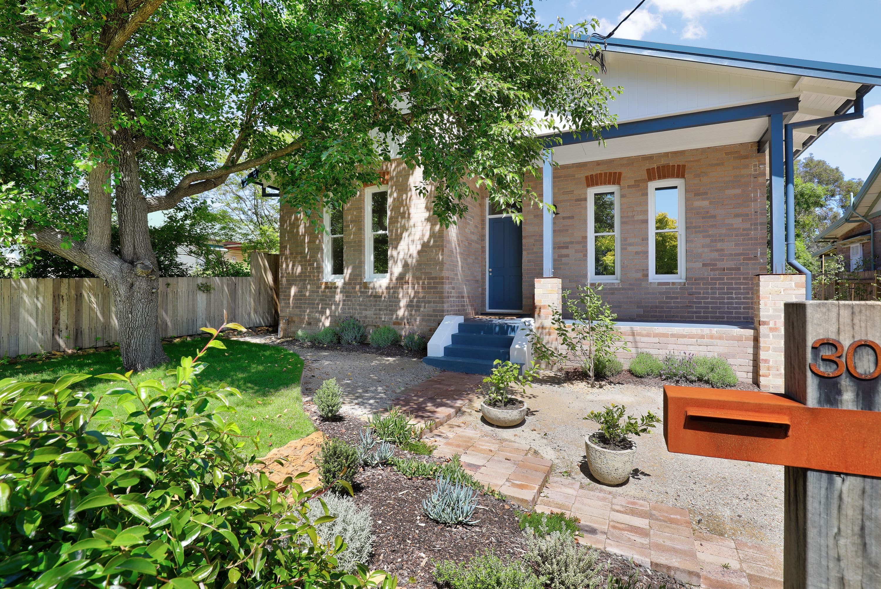 30 Govett Street, Katoomba NSW 2780, Katoomba - Thumbnail 2