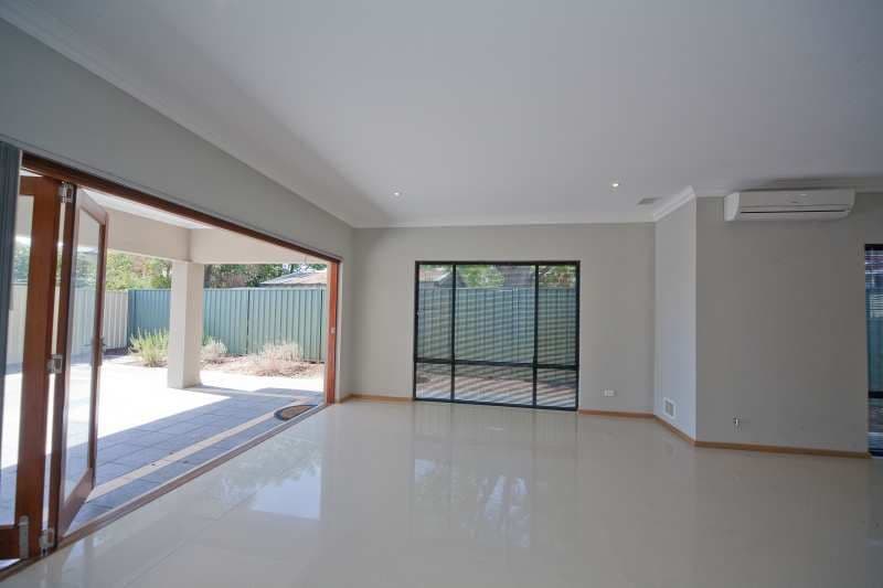 63 Kennerly Street (off Gabriel St), CLOVERDALE WA 6105, Cloverdale - Thumbnail 7