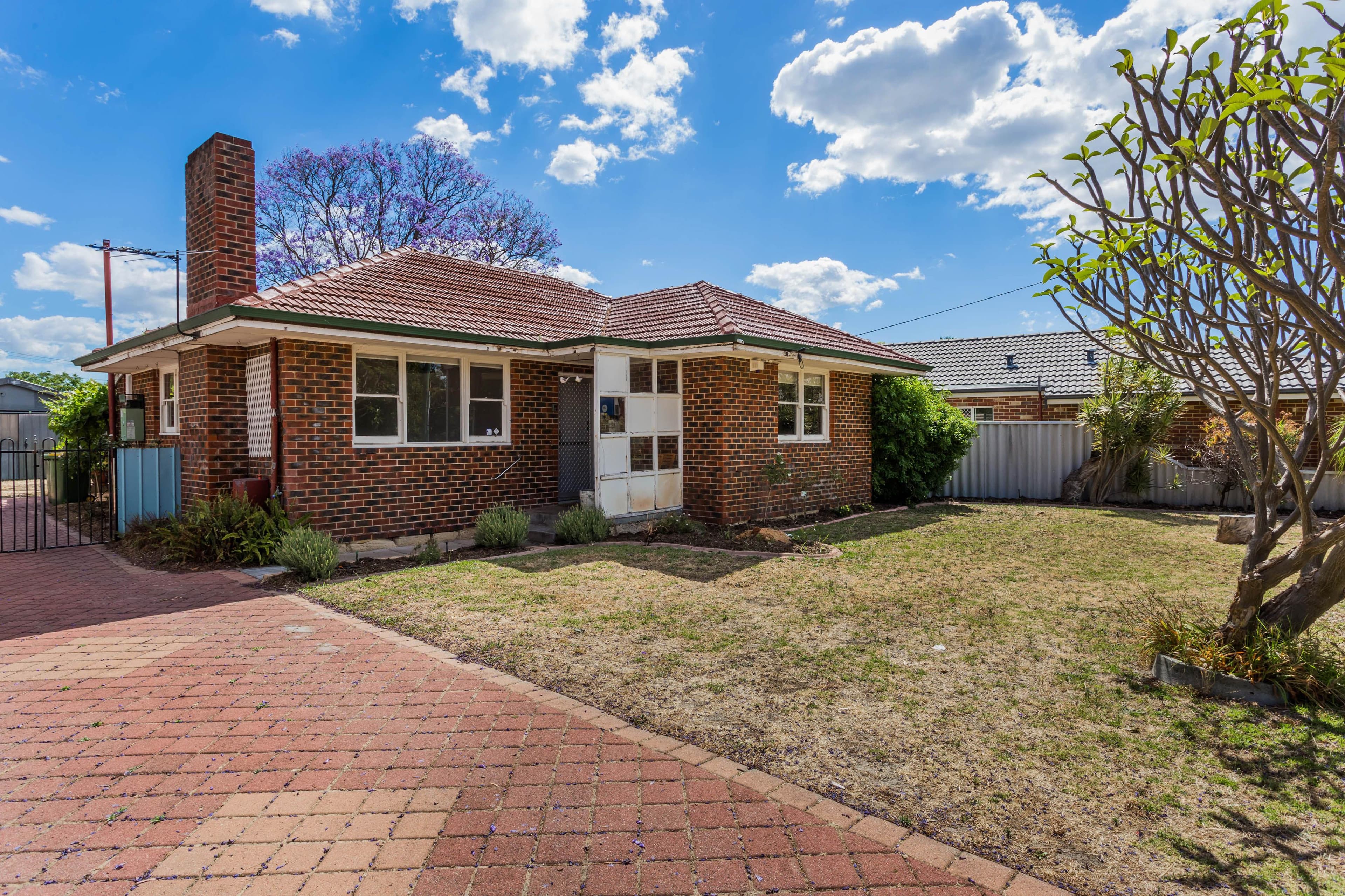 22 Finnan Street, Cloverdale WA 6105, Cloverdale - Image 1
