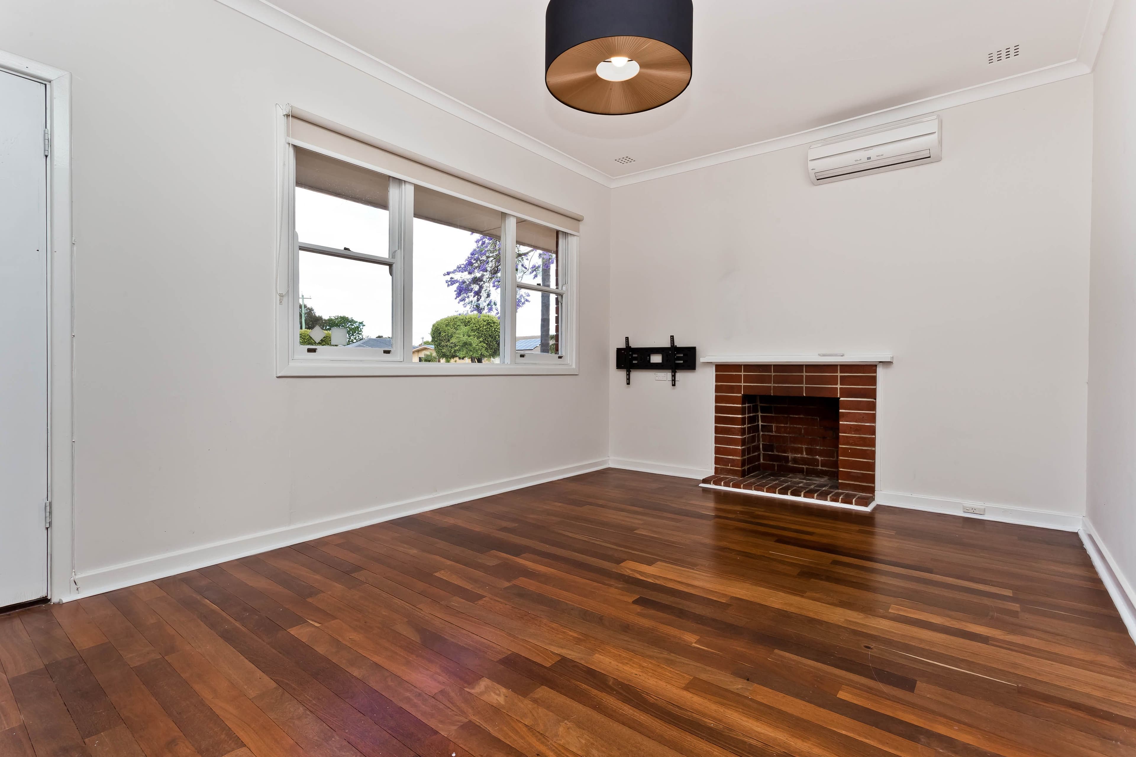 22 Finnan Street, Cloverdale WA 6105, Cloverdale - Thumbnail 2