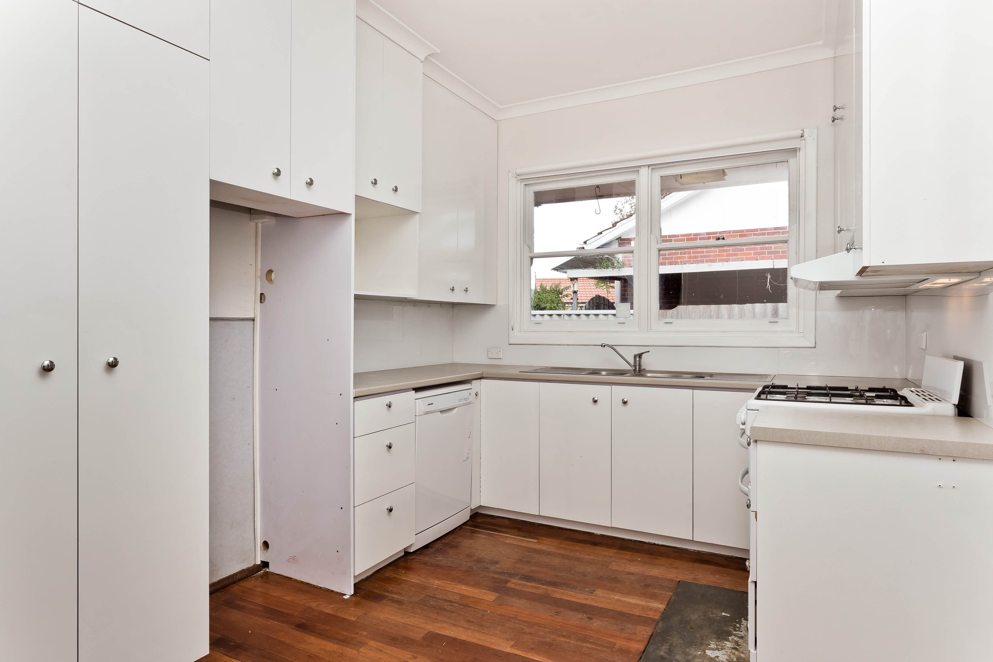 22 Finnan Street, Cloverdale WA 6105, Cloverdale - Thumbnail 4
