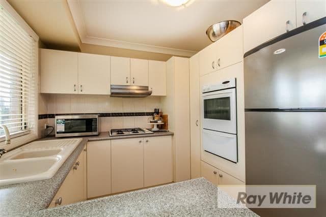 8 Brady Place, GLENMORE PARK NSW 2745, Glenmore Park - Thumbnail 6
