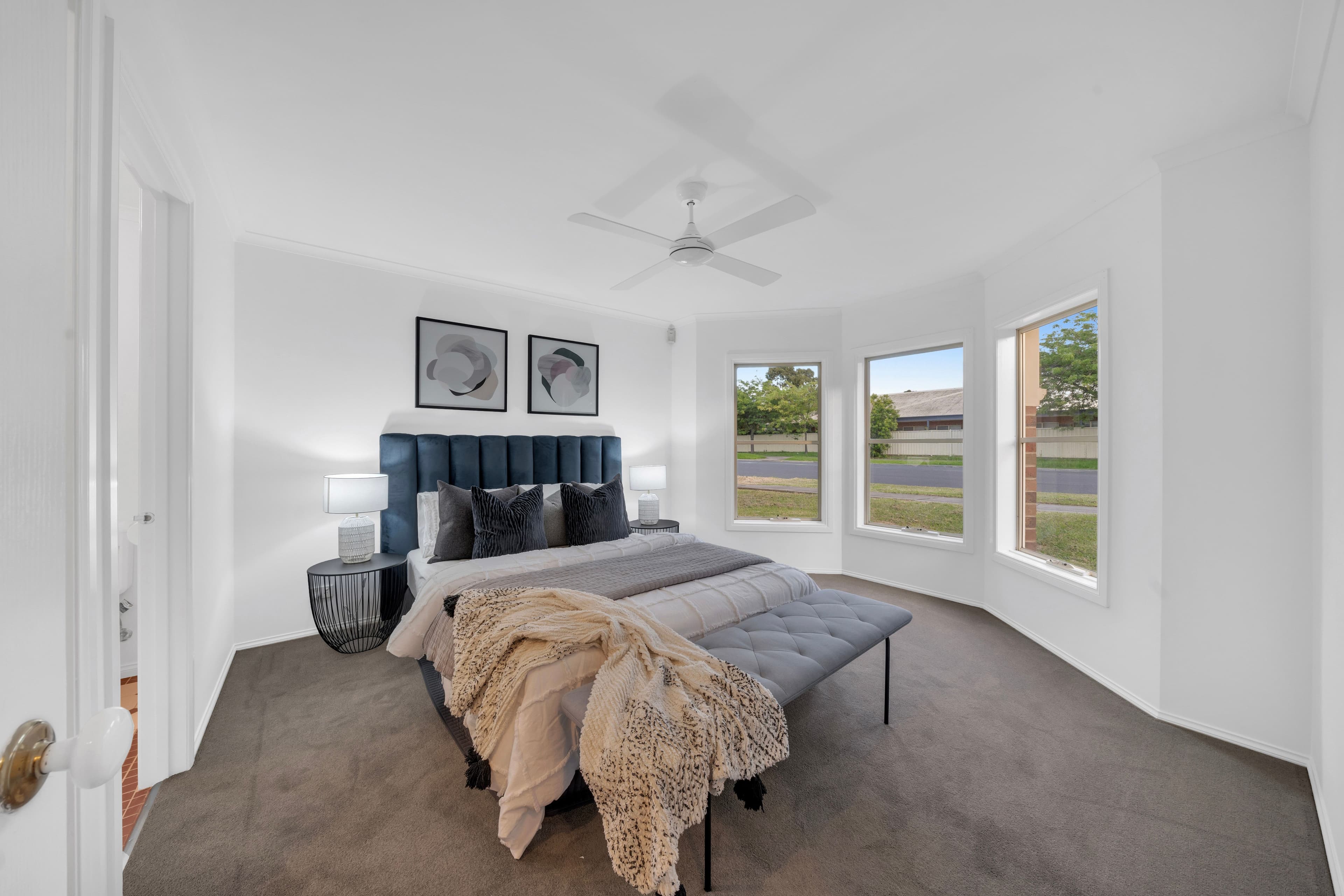 5 Brindalee Place, Cranbourne East VIC 3977, Cranbourne East - Thumbnail 2