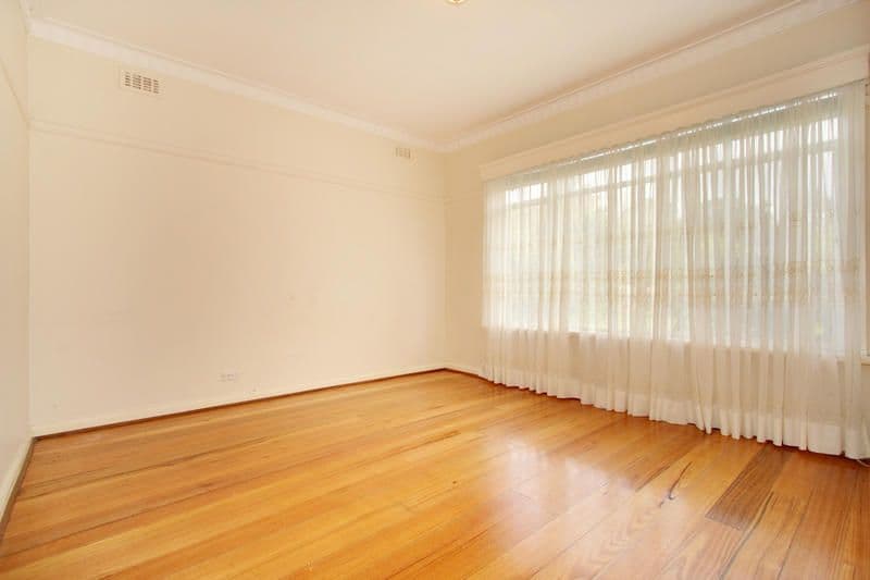 17 Voumard Street, OAKLEIGH SOUTH VIC 3167, Oakleigh South - Thumbnail 3