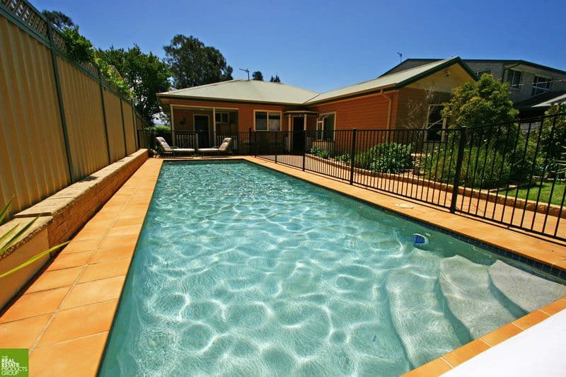 17 The Esplanade, OAK FLATS NSW 2529, Oak Flats - Image 1