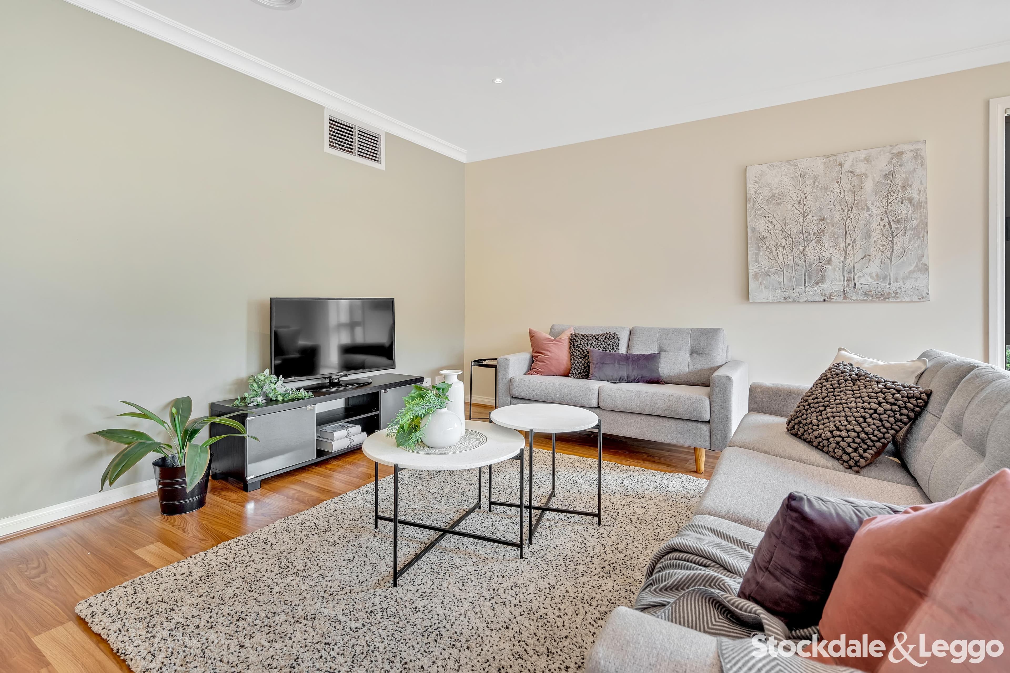52 Canterbury Avenue, Sunbury VIC, Sunbury - Thumbnail 7