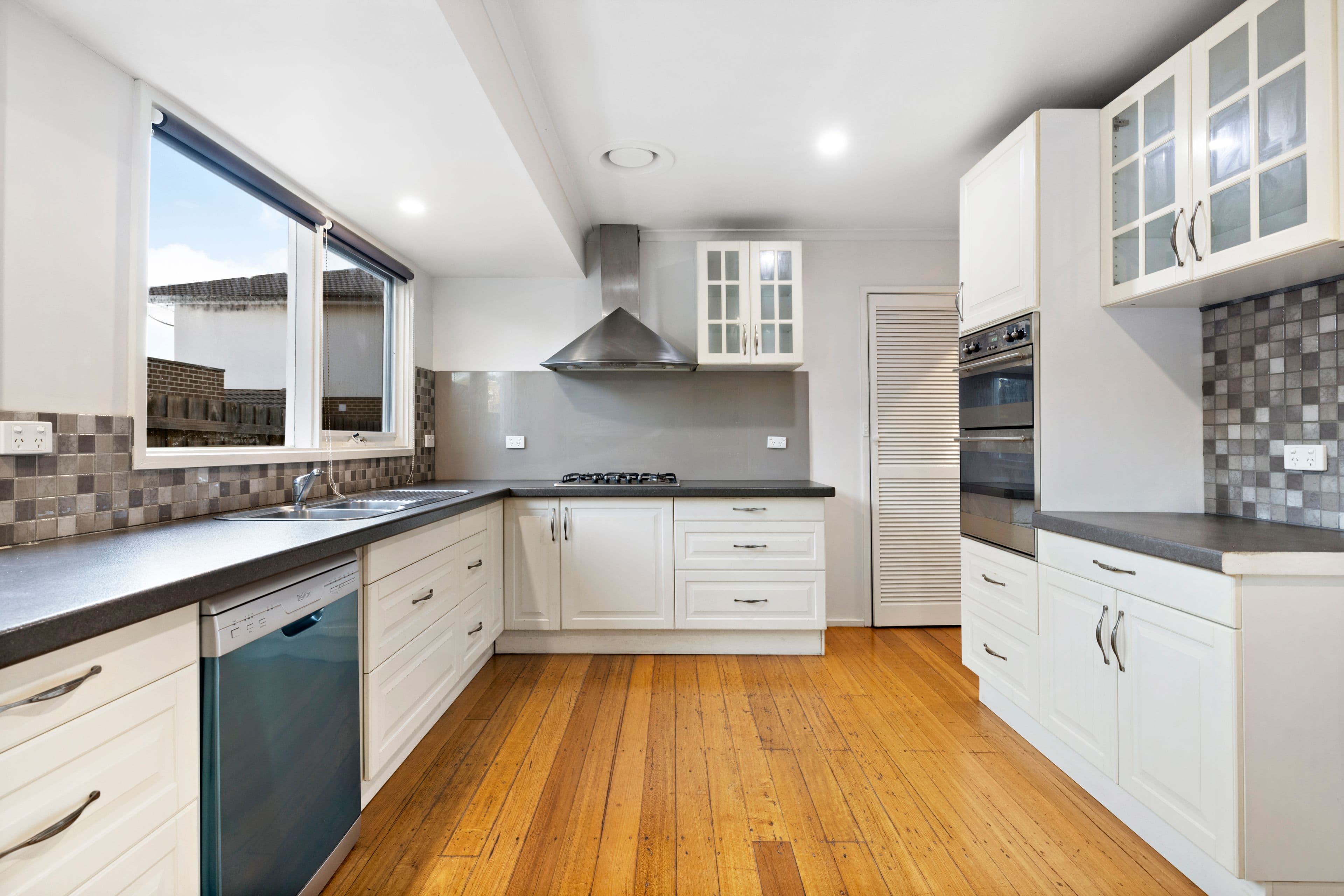 22 Sylphide Way, Wantirna South VIC 3152, Wantirna South - Thumbnail 4