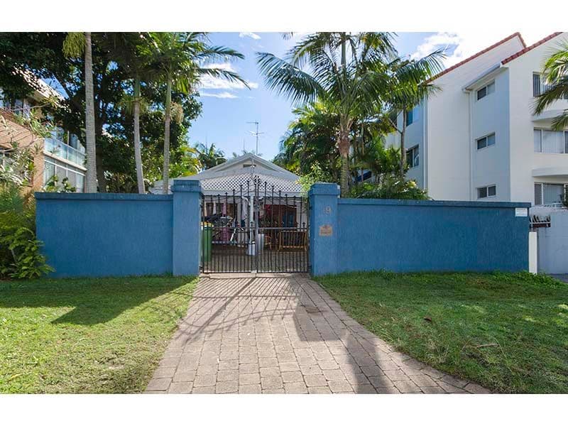 19 Genoa Street, SURFERS PARADISE QLD 4217, Surfers Paradise - Image 1