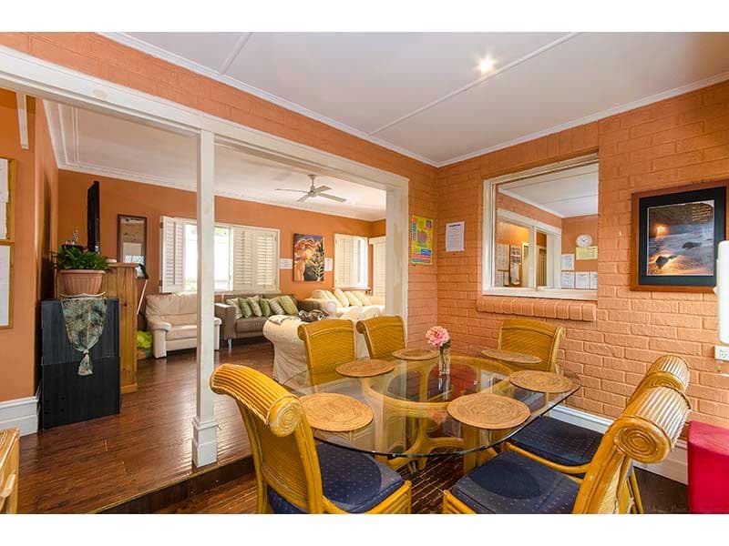 19 Genoa Street, SURFERS PARADISE QLD 4217, Surfers Paradise - Thumbnail 5