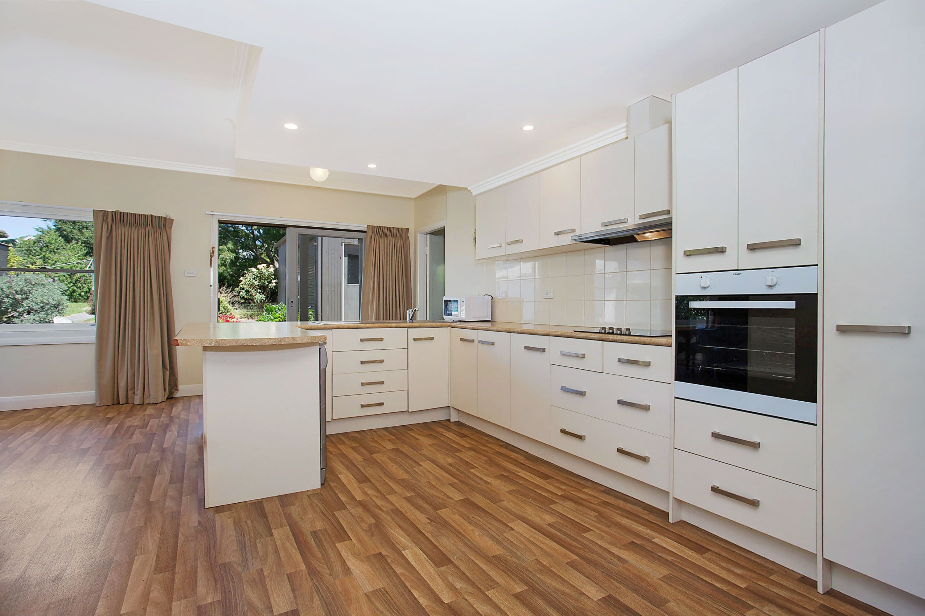55 Campbell Street, Camperdown VIC 3260, Camperdown - Thumbnail 3