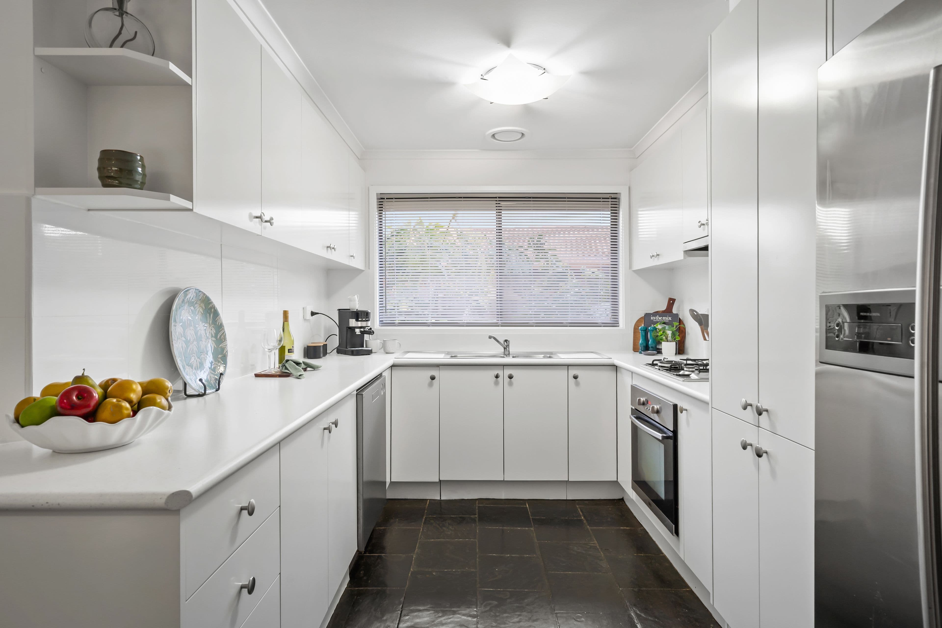18 Kellaway Crescent, Mill Park VIC 3082, Mill Park - Thumbnail 4