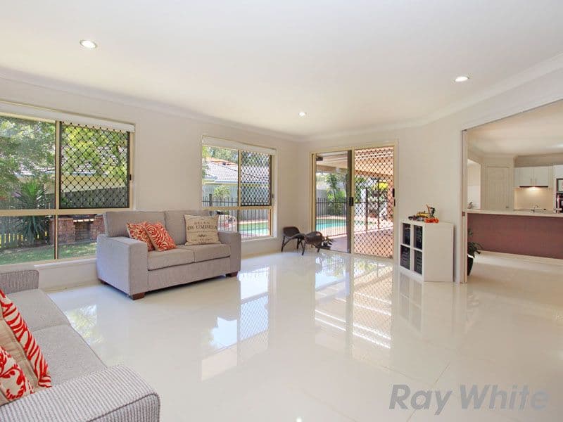82 Voyager Circuit, BRIDGEMAN DOWNS QLD 4035, Bridgeman Downs - Thumbnail 5