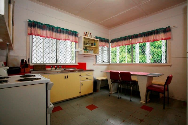 36 Goodwin Street, CURRAJONG QLD 4812, Currajong - Thumbnail 3