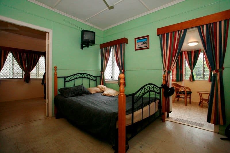 36 Goodwin Street, CURRAJONG QLD 4812, Currajong - Thumbnail 4