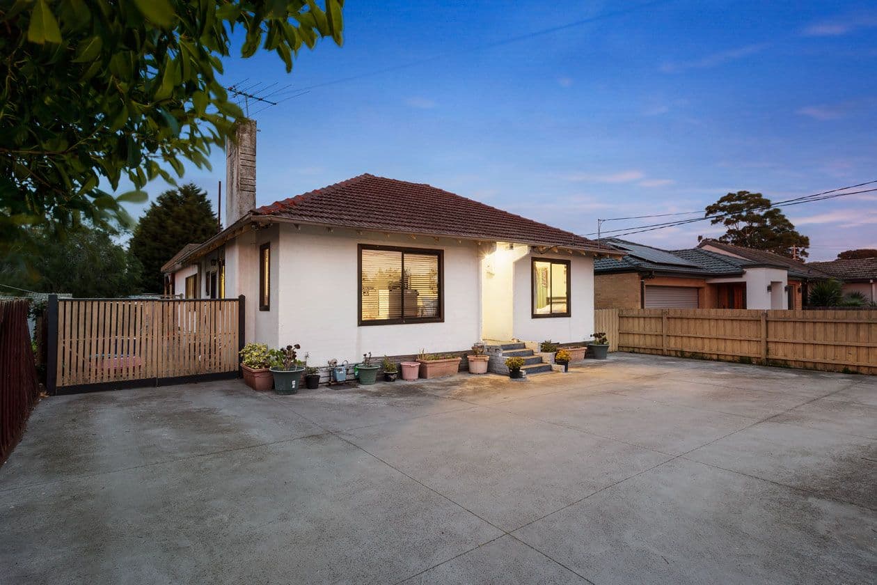 6 Nyrang Street, CHADSTONE VIC 3148, Chadstone - Image 1