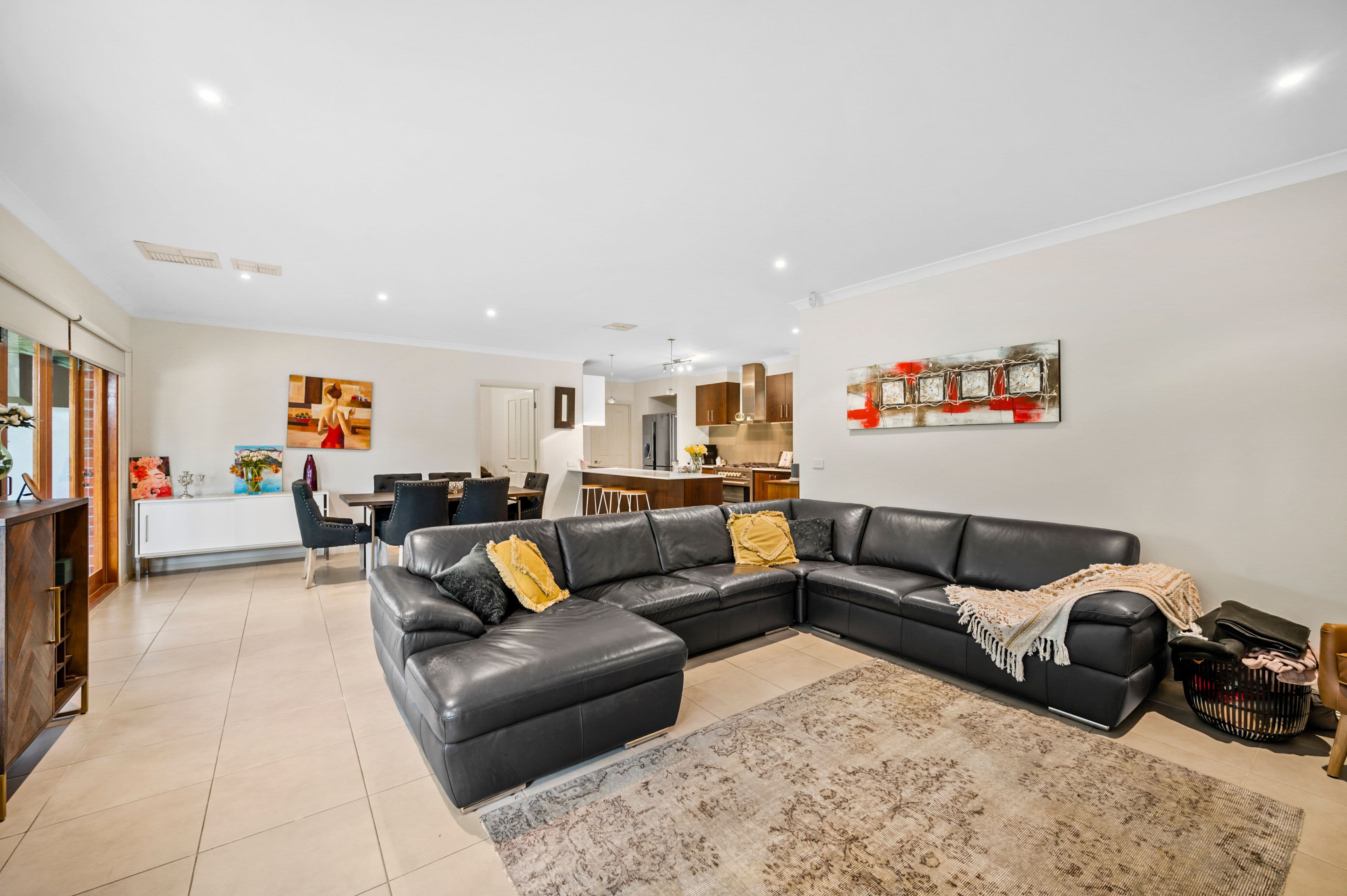 5 Ginninderry Grange, Mernda VIC 3754, Mernda - Thumbnail 3