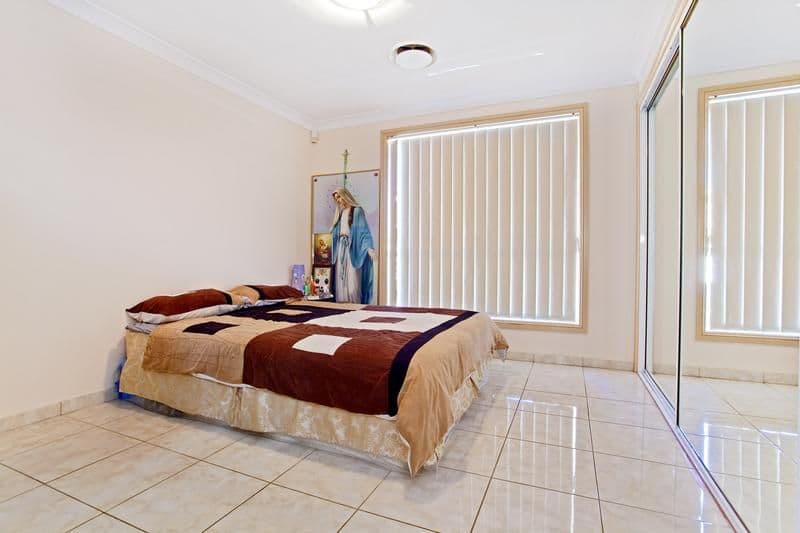10-12 Peacock Close, GREEN VALLEY NSW 2168, Green Valley - Thumbnail 6