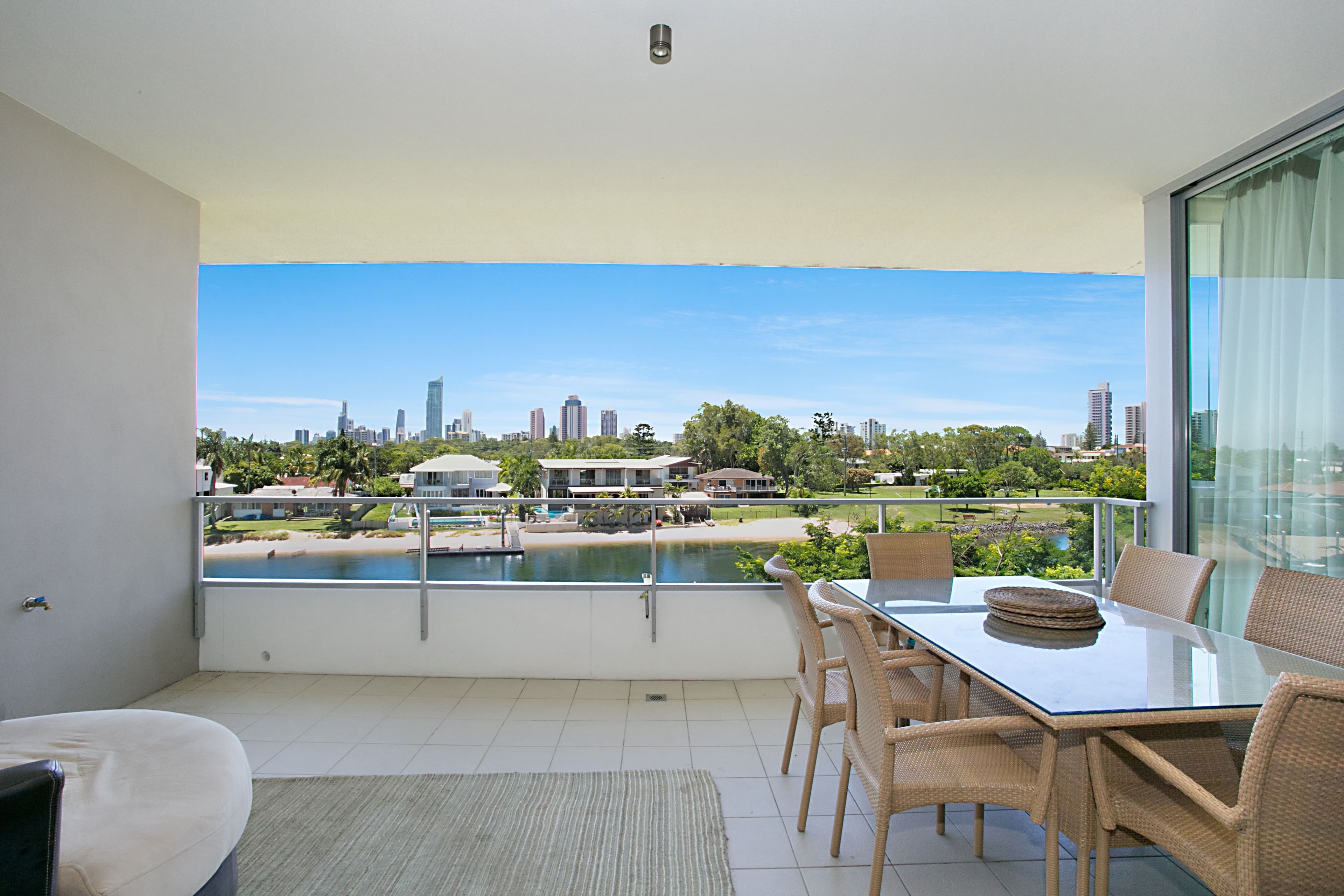 6 'Freshwater Point' 33 TE Peters Drive, Broadbeach Waters QLD 4218, Broadbeach Waters - Thumbnail 3