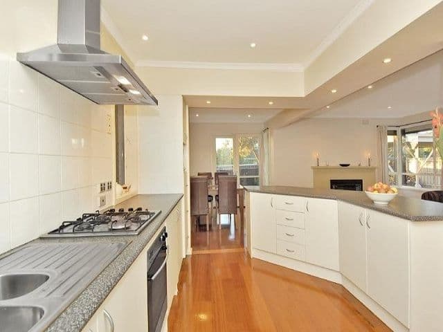 28 Dava Drive, MORNINGTON VIC 3931, Mornington - Thumbnail 3