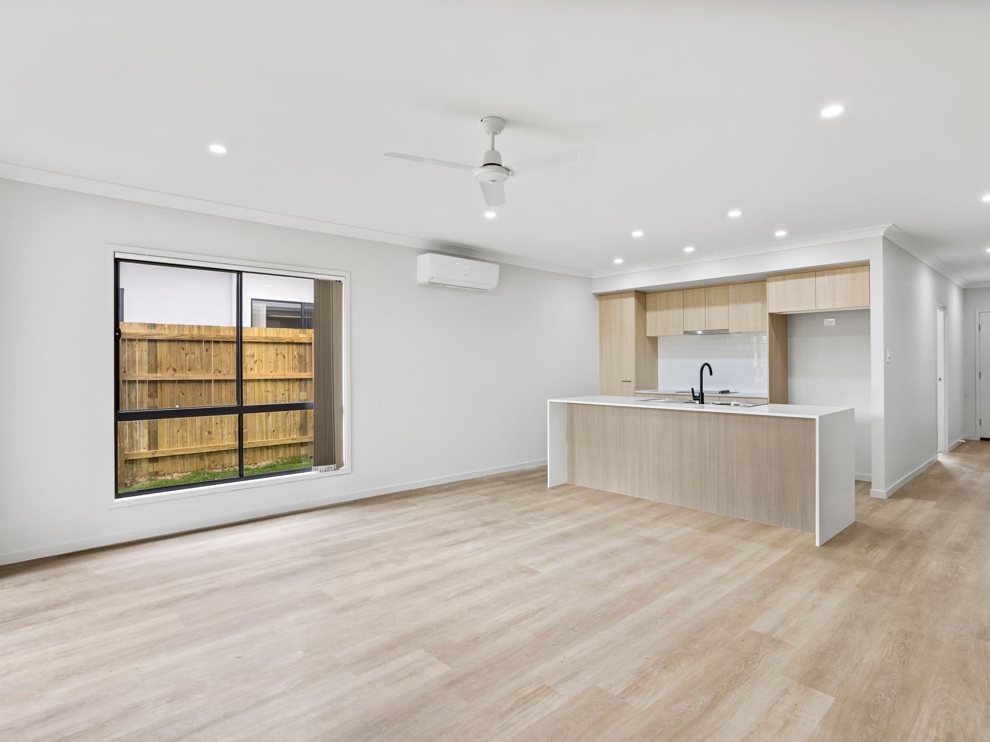 4 Coutts Street, Greenbank QLD 4124, Greenbank - Thumbnail 3