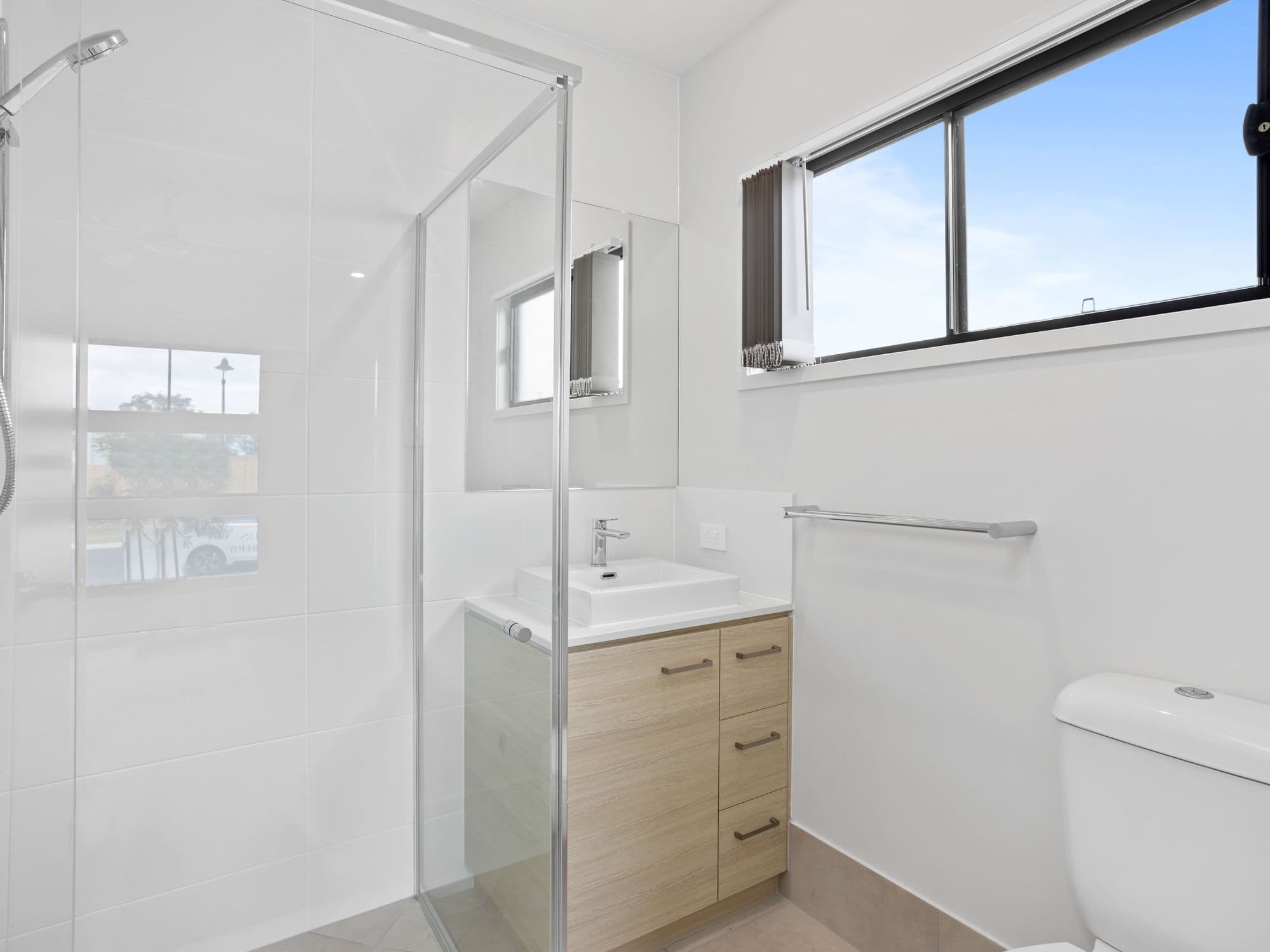 4 Coutts Street, Greenbank QLD 4124, Greenbank - Thumbnail 6