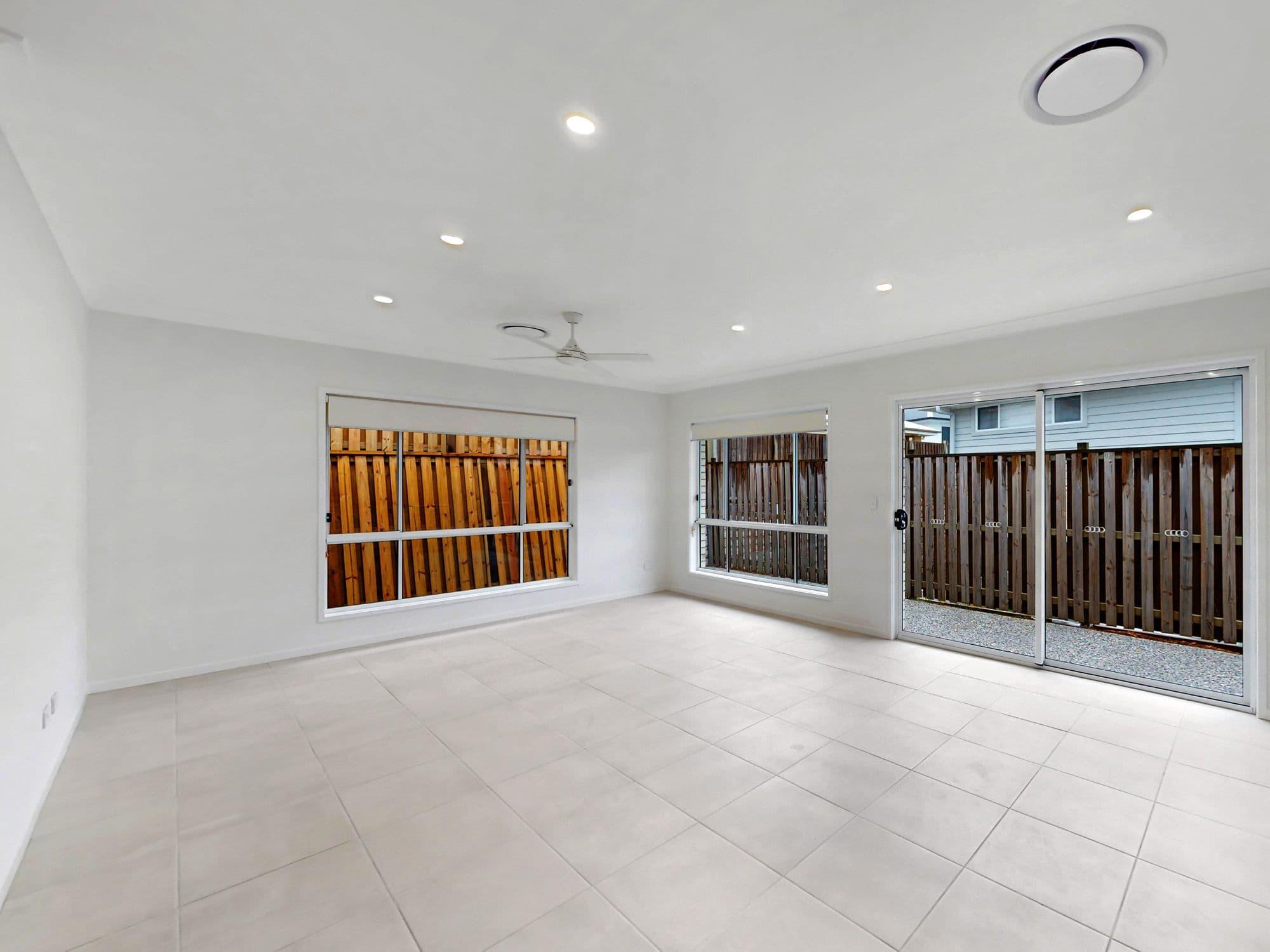 8 Penda Lane, Springfield QLD 4300, Springfield - Thumbnail 2